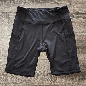 🌷 Baleaf high rise pocketed Shorts 🌷